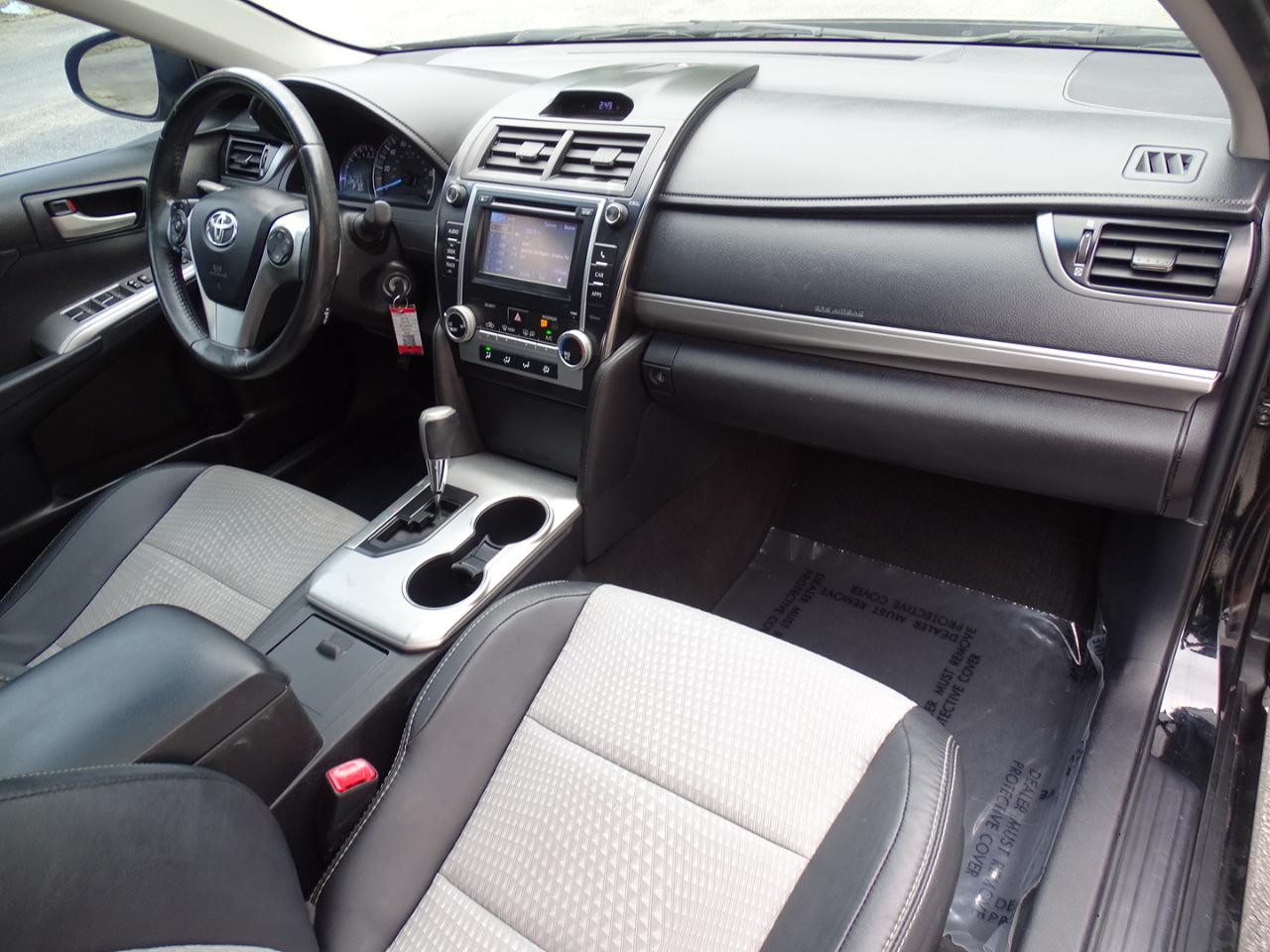 Toyota Camry 4dr Sdn I4 Auto SE Sport Limited Edition (Natl) 2012