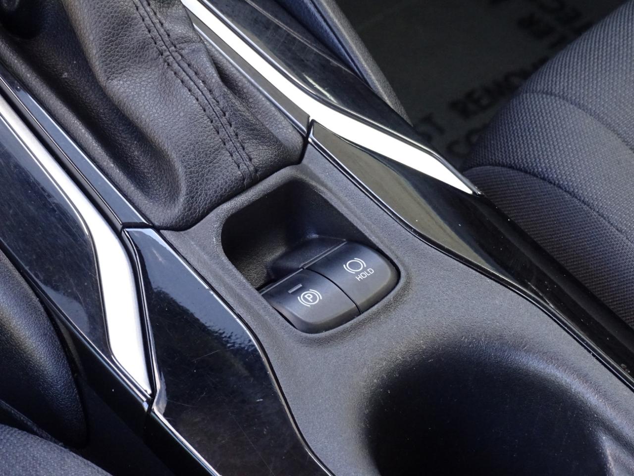 Toyota Corolla LE CVT (Natl) 2021