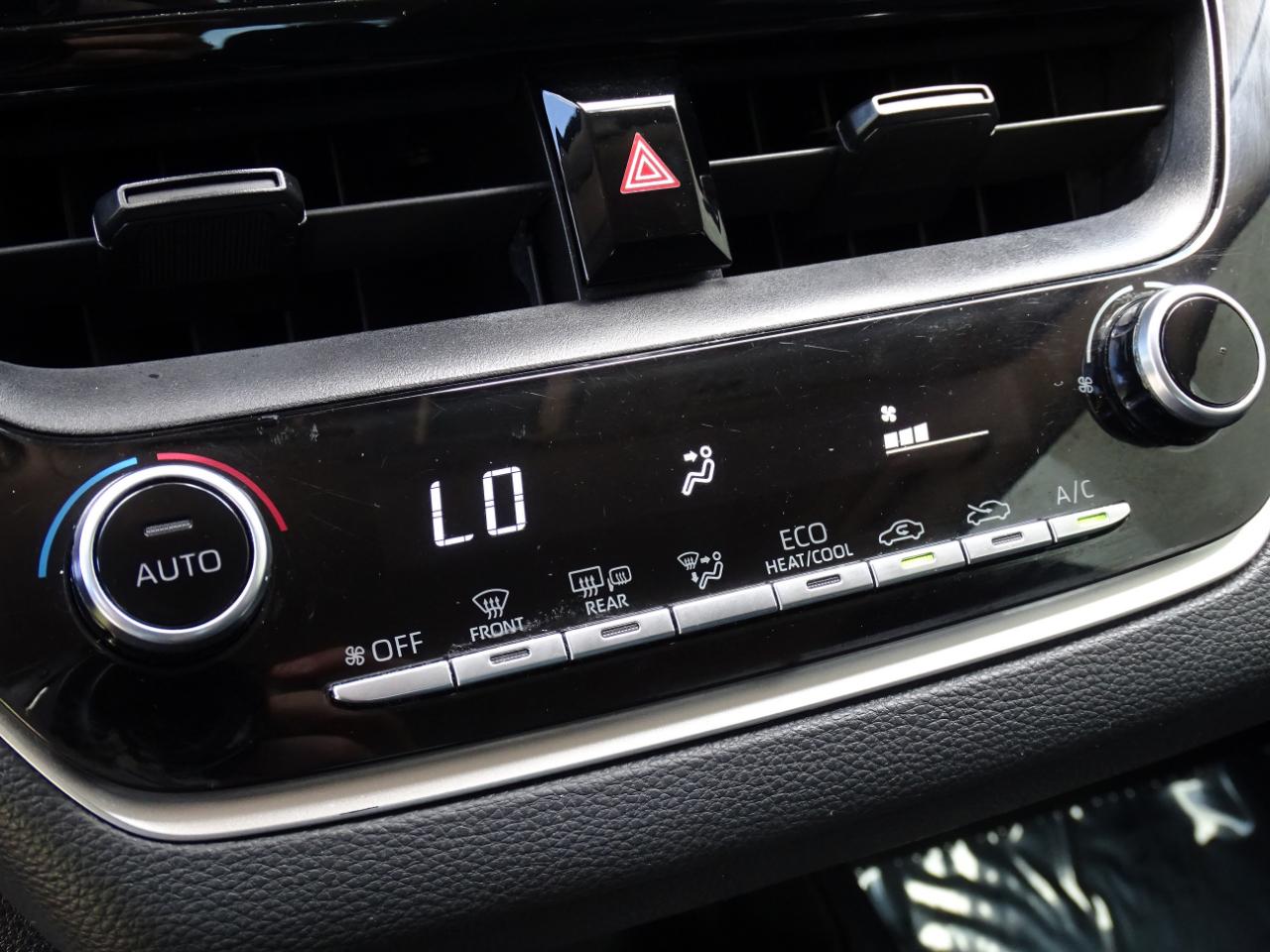 Toyota Corolla LE CVT (Natl) 2021