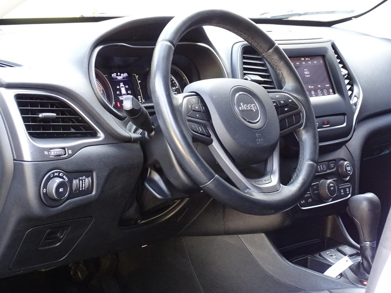 Jeep Cherokee Latitude Plus FWD 2019