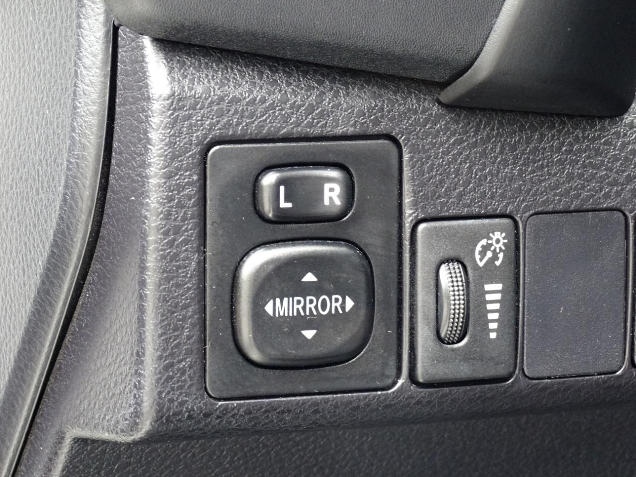 Toyota Corolla SE CVT (Natl) 2019