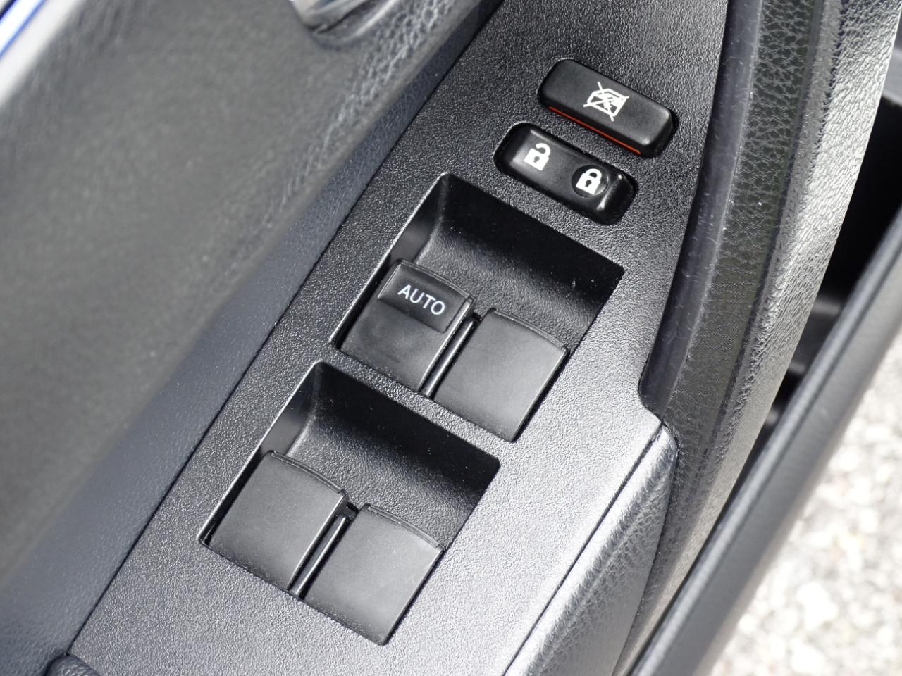 Toyota Corolla SE CVT (Natl) 2019