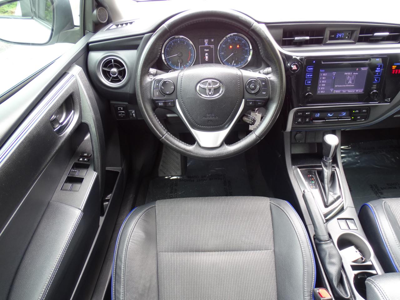 Toyota Corolla SE CVT (Natl) 2019