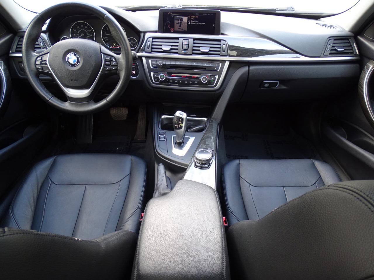 BMW 3 Series 4dr Sdn 328i RWD 2014