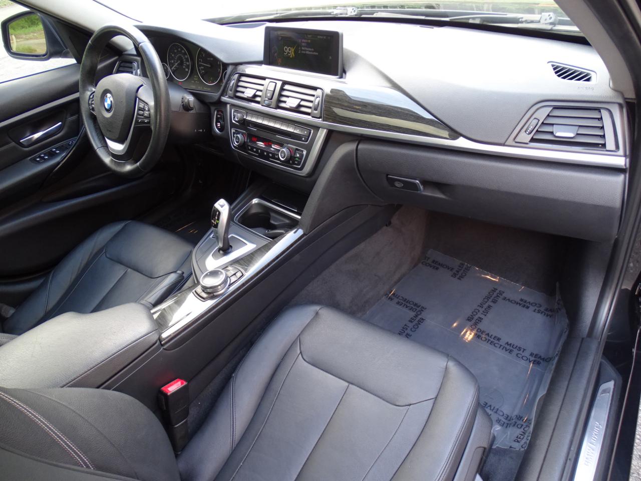 BMW 3 Series 4dr Sdn 328i RWD 2014