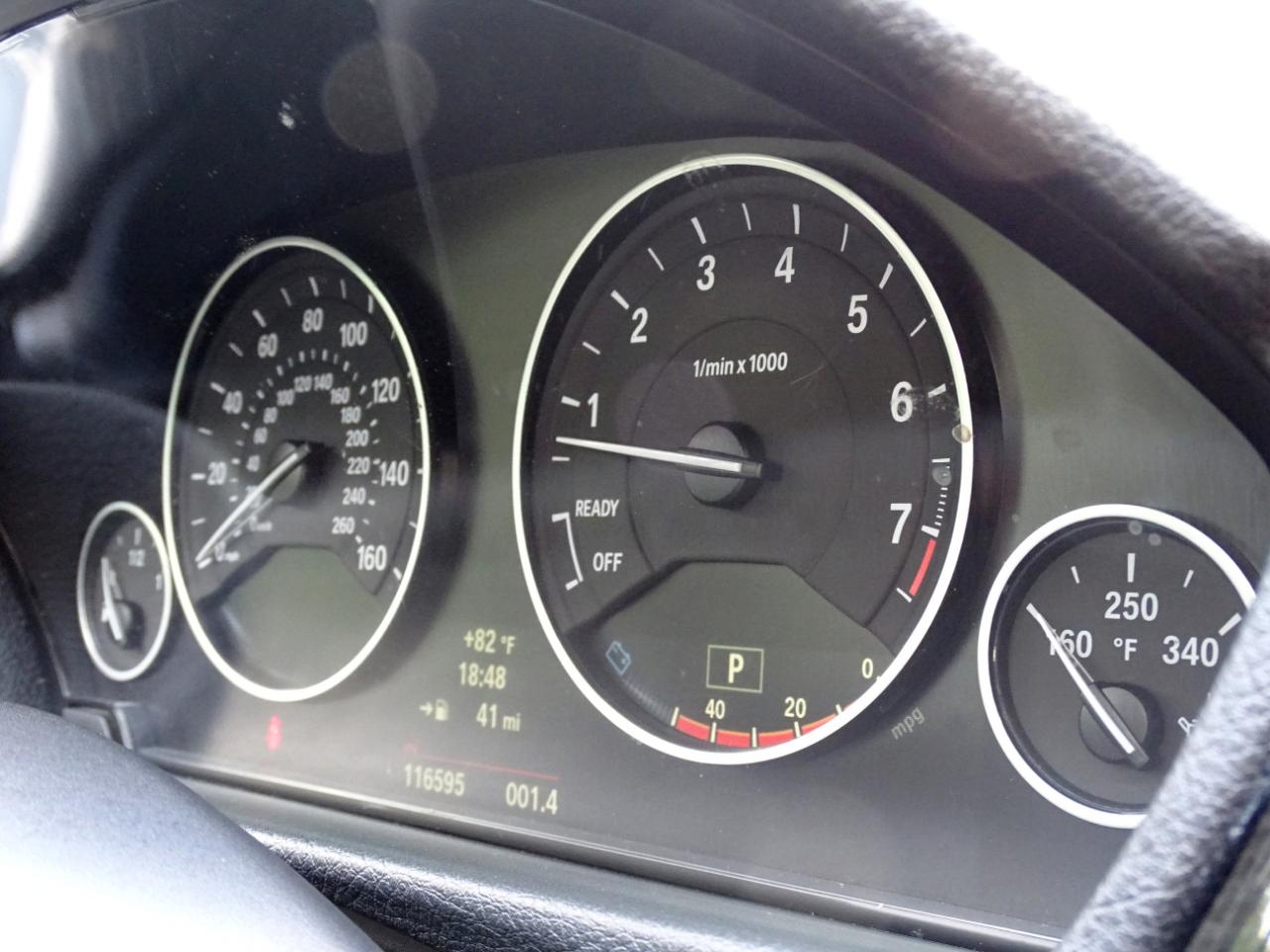 BMW 3 Series 4dr Sdn 328i RWD 2014