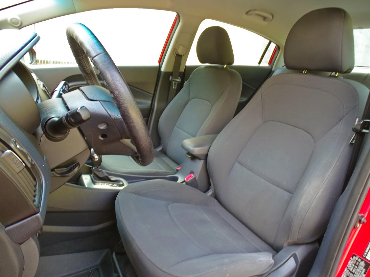 Kia Rio 4dr Sdn Auto EX 2013