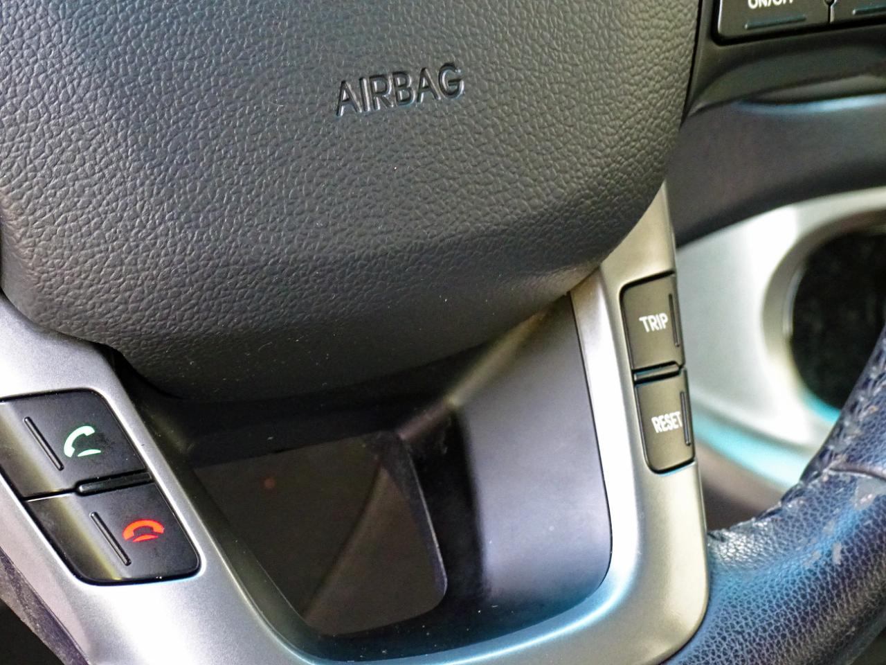 Kia Rio 4dr Sdn Auto EX 2013