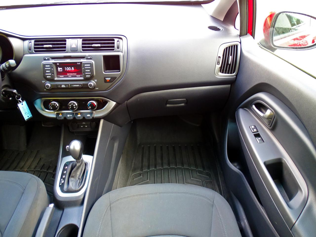 Kia Rio 4dr Sdn Auto EX 2013