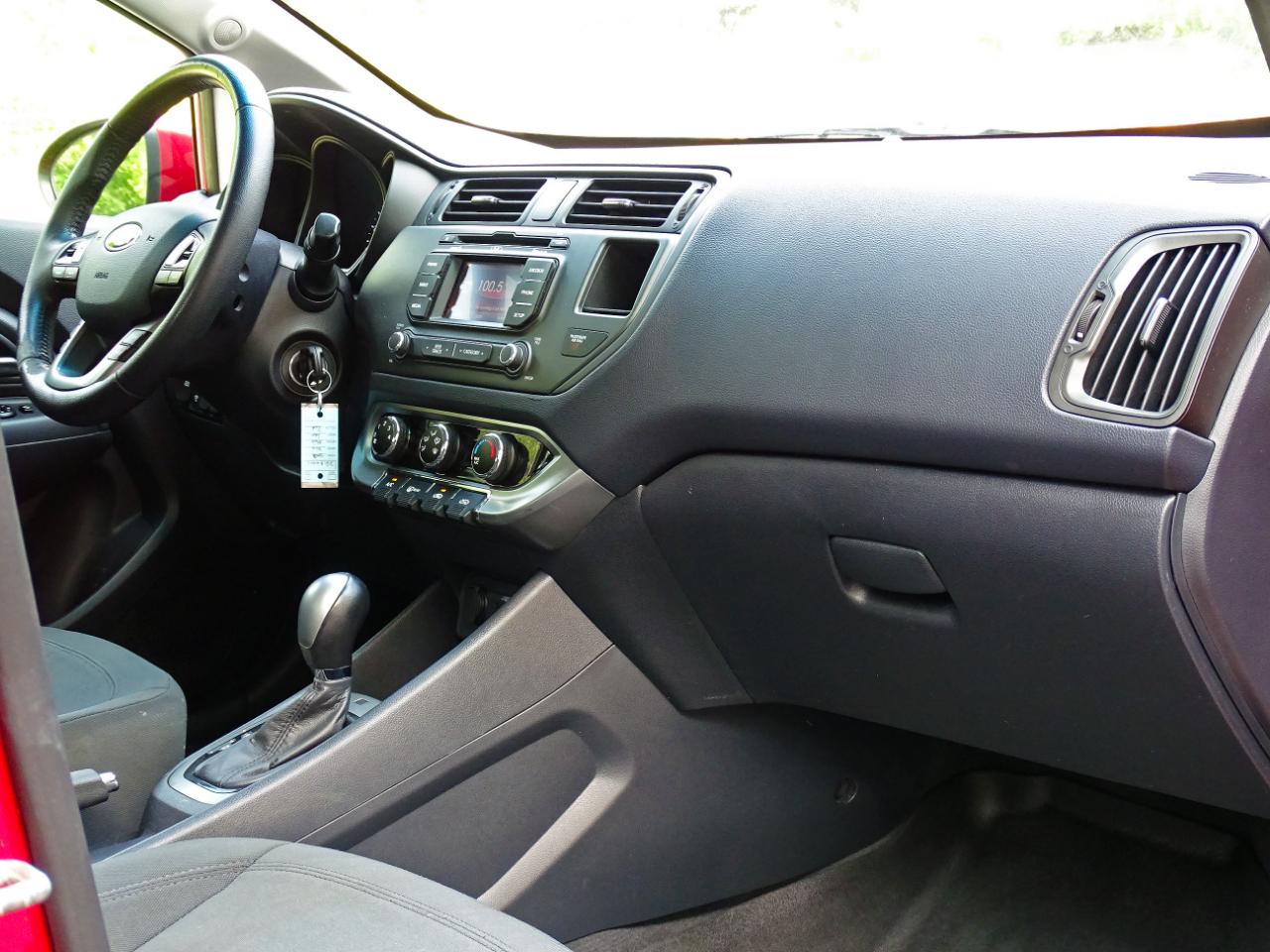 Kia Rio 4dr Sdn Auto EX 2013