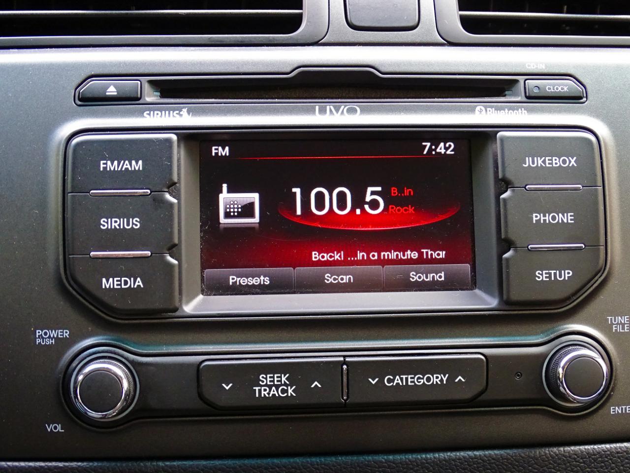 Kia Rio 4dr Sdn Auto EX 2013