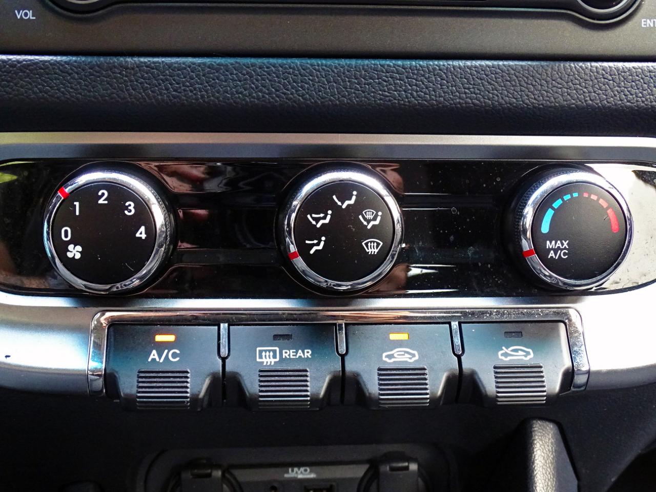 Kia Rio 4dr Sdn Auto EX 2013