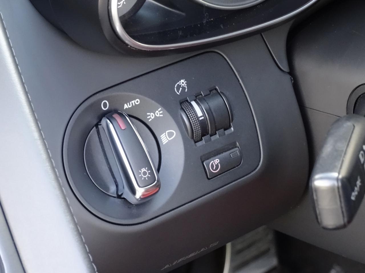 Audi R8 2dr Cpe Auto quattro 4.2L 2009