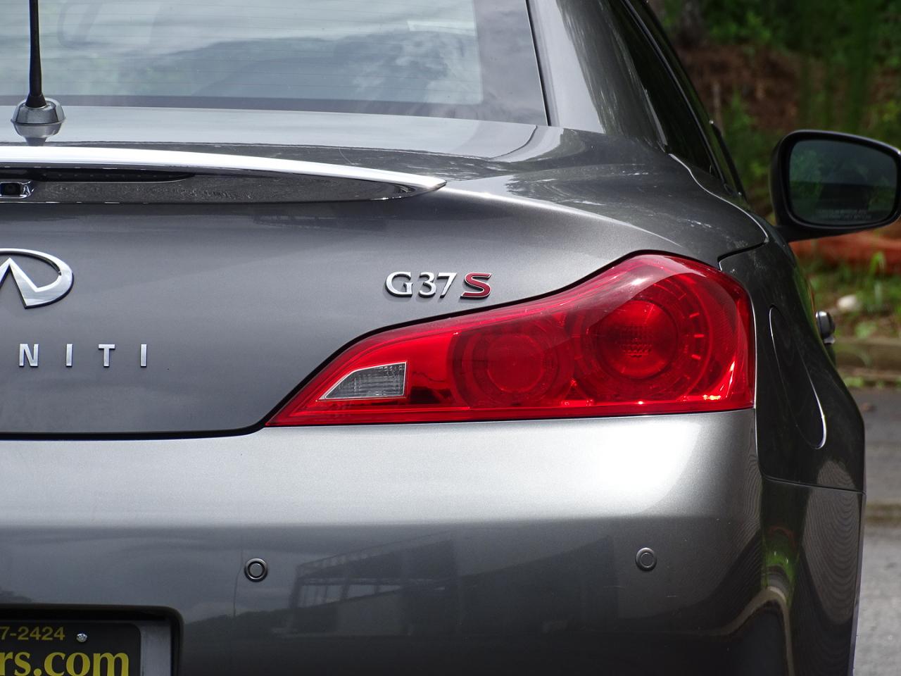 Infiniti G37 Convertible 2dr Base 2013