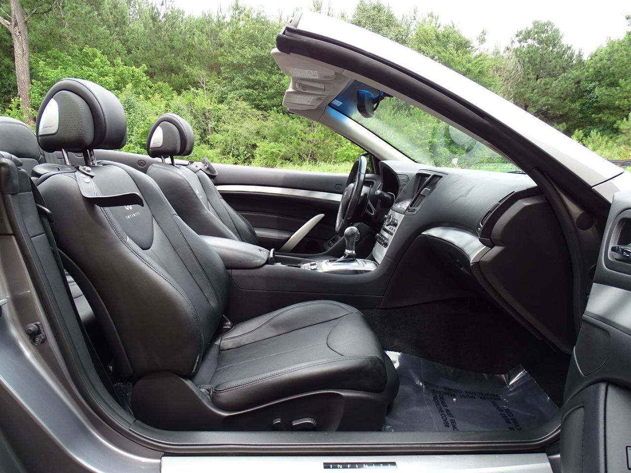 Infiniti G37 Convertible 2dr Base 2013
