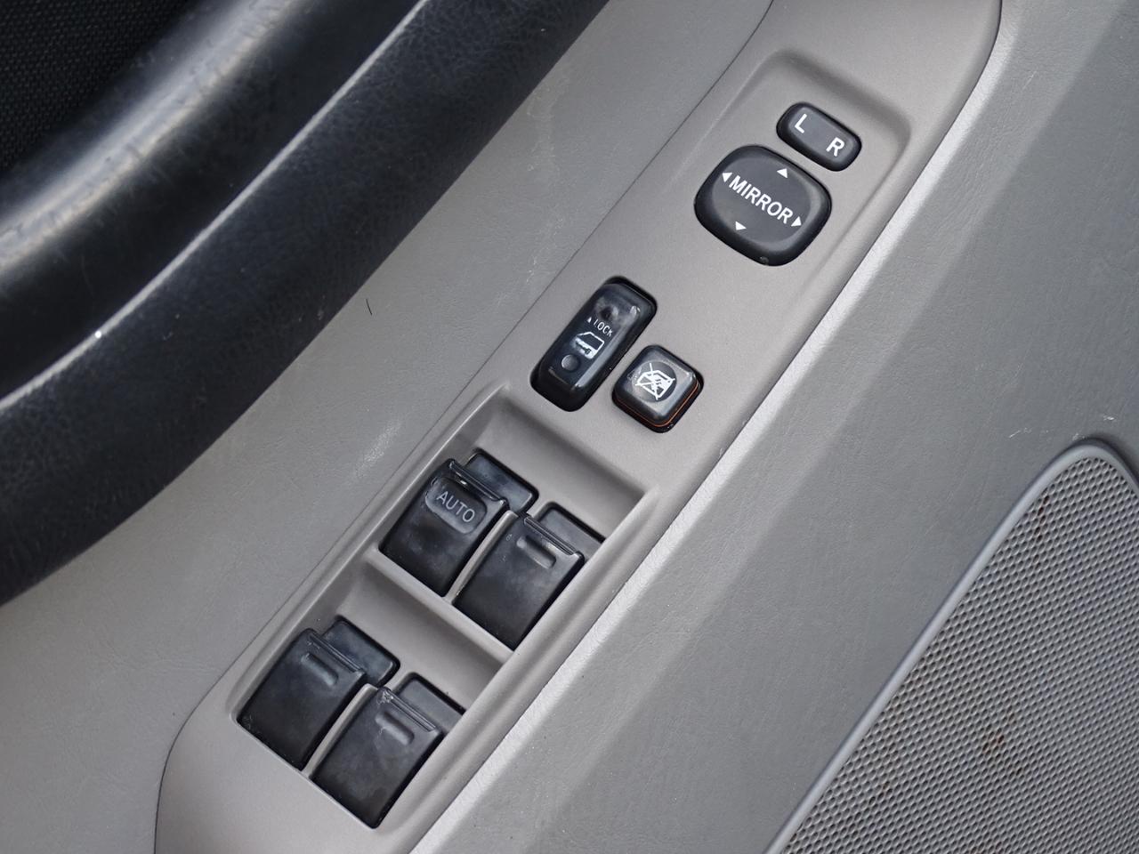 Toyota 4Runner 4dr SR5 V8 Auto (Natl) 2006