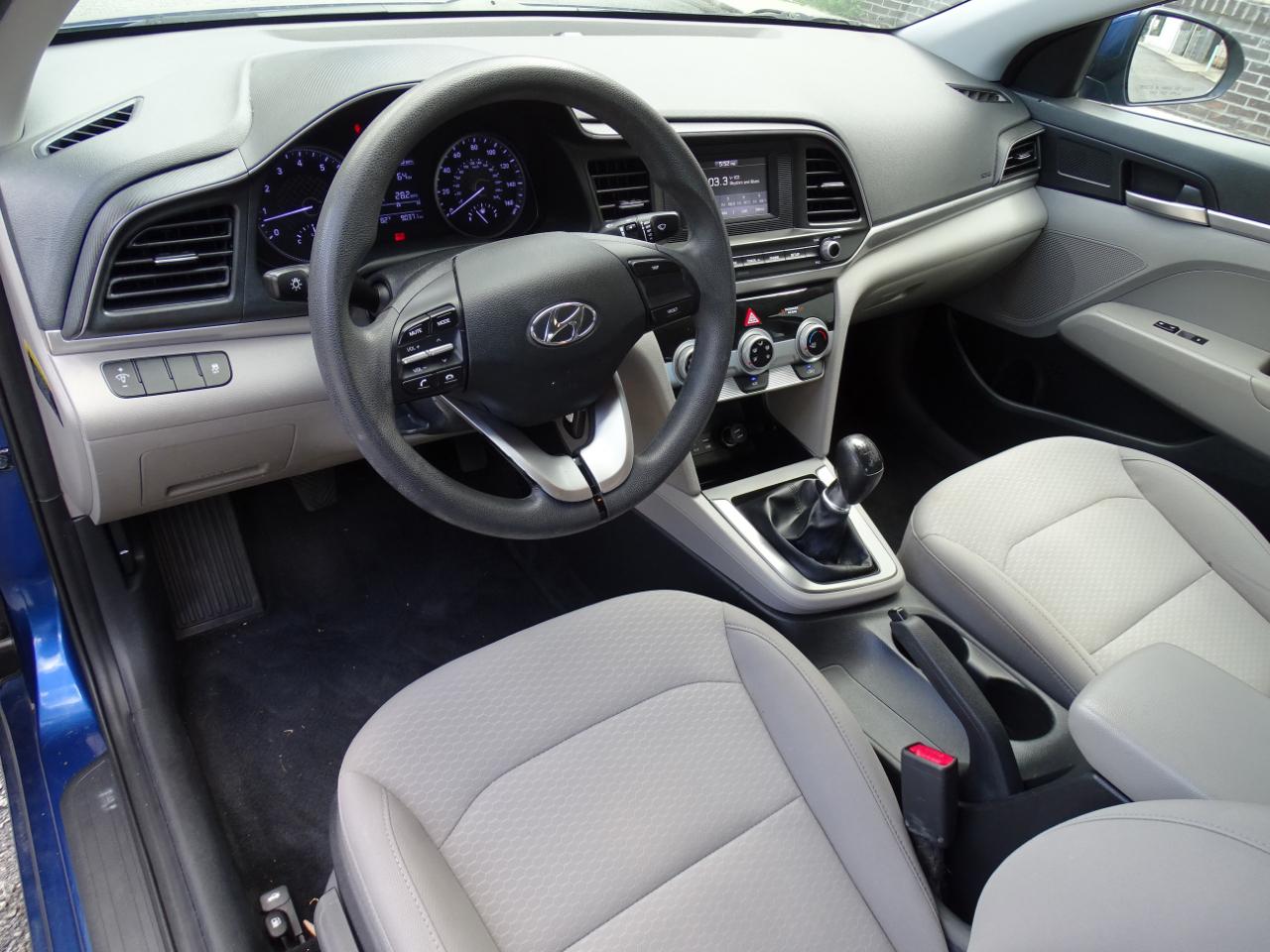 Hyundai Elantra SE Manual 2019
