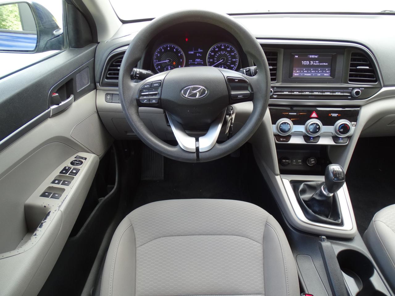 Hyundai Elantra SE Manual 2019
