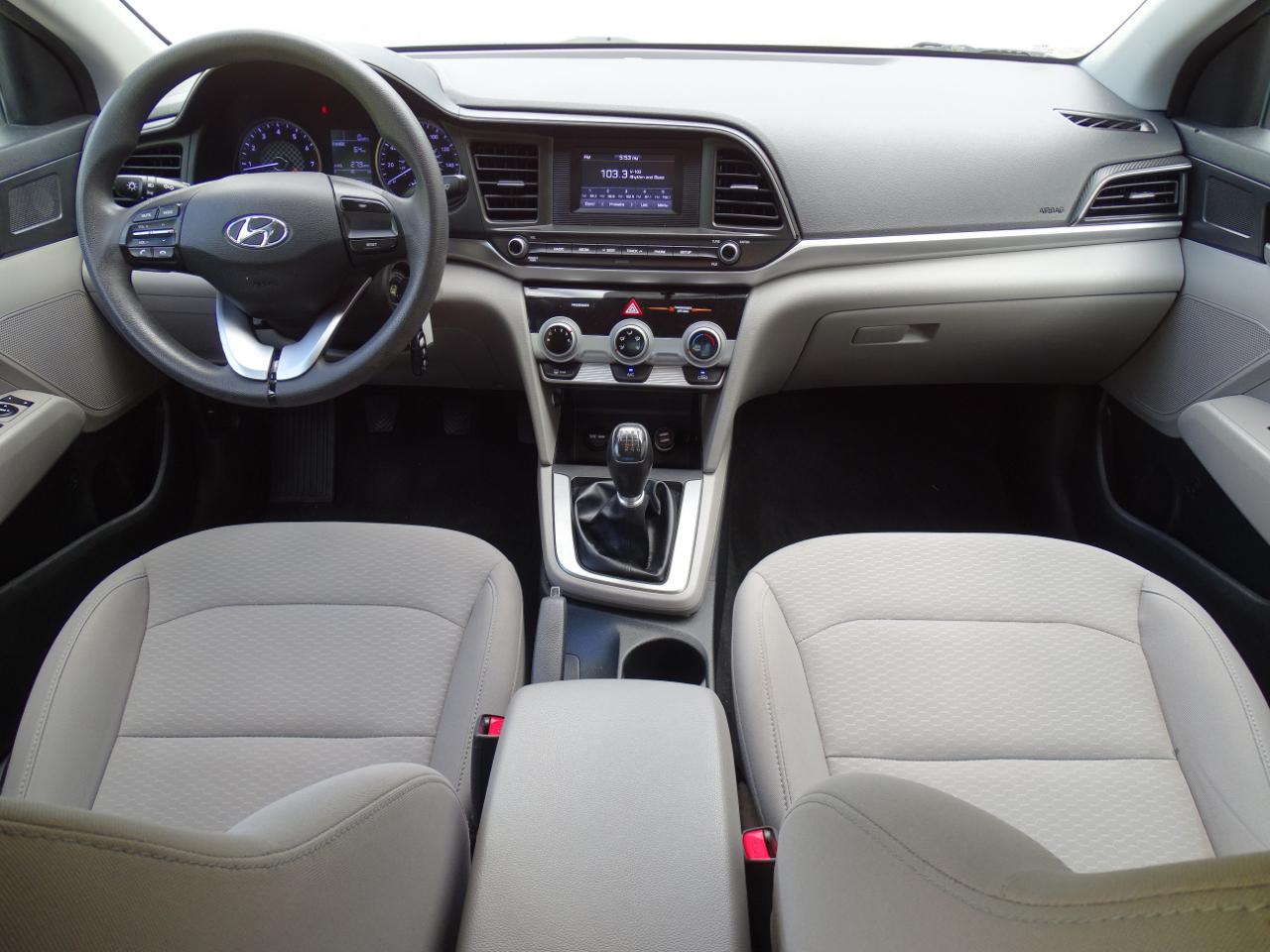 Hyundai Elantra SE Manual 2019