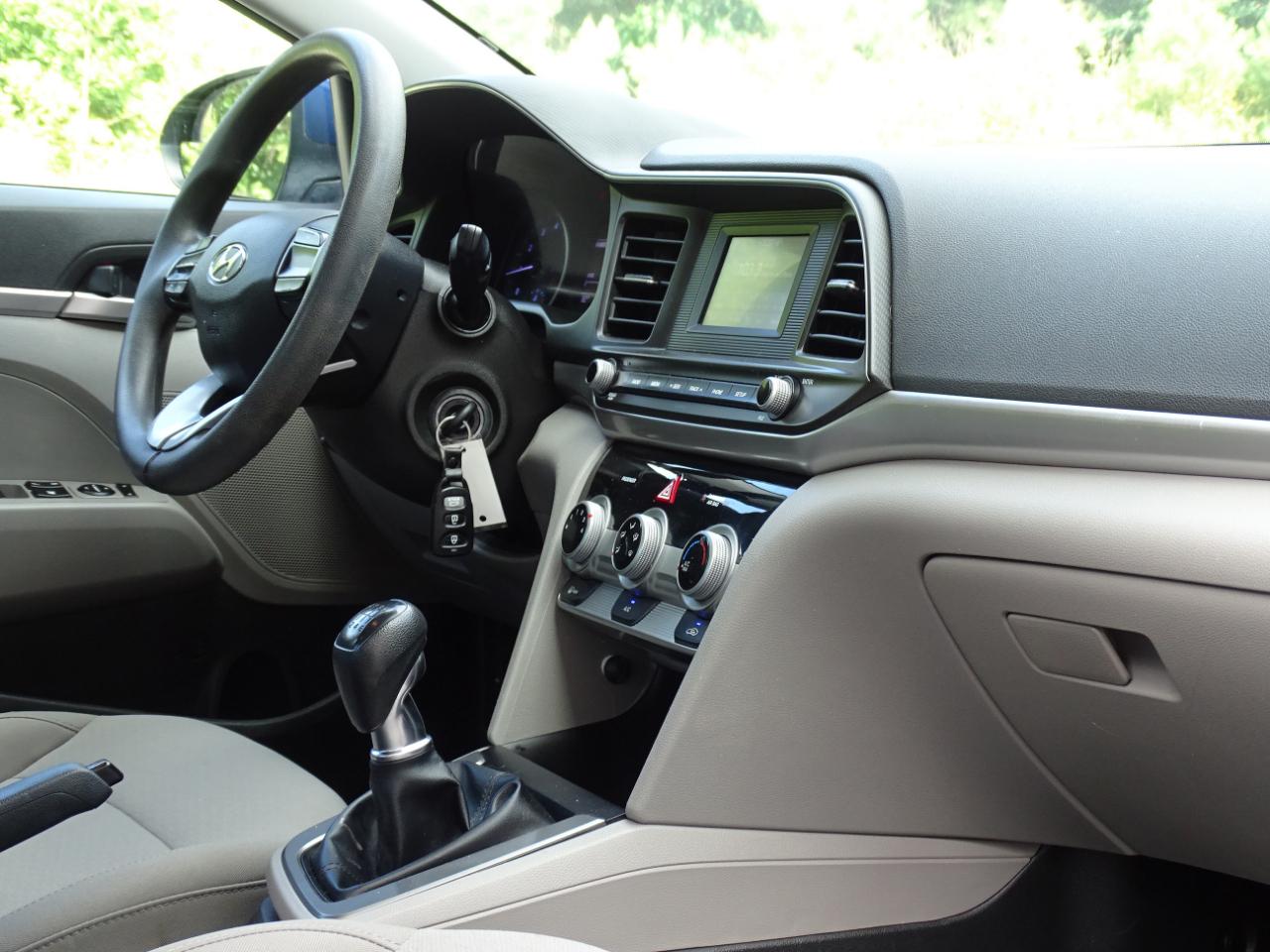 Hyundai Elantra SE Manual 2019