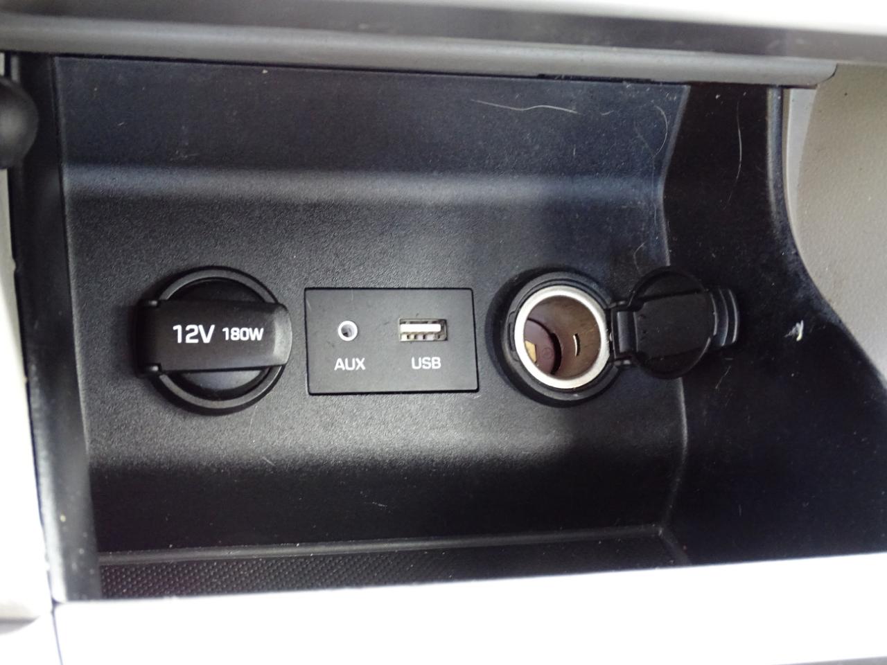 Hyundai Elantra SE Manual 2019