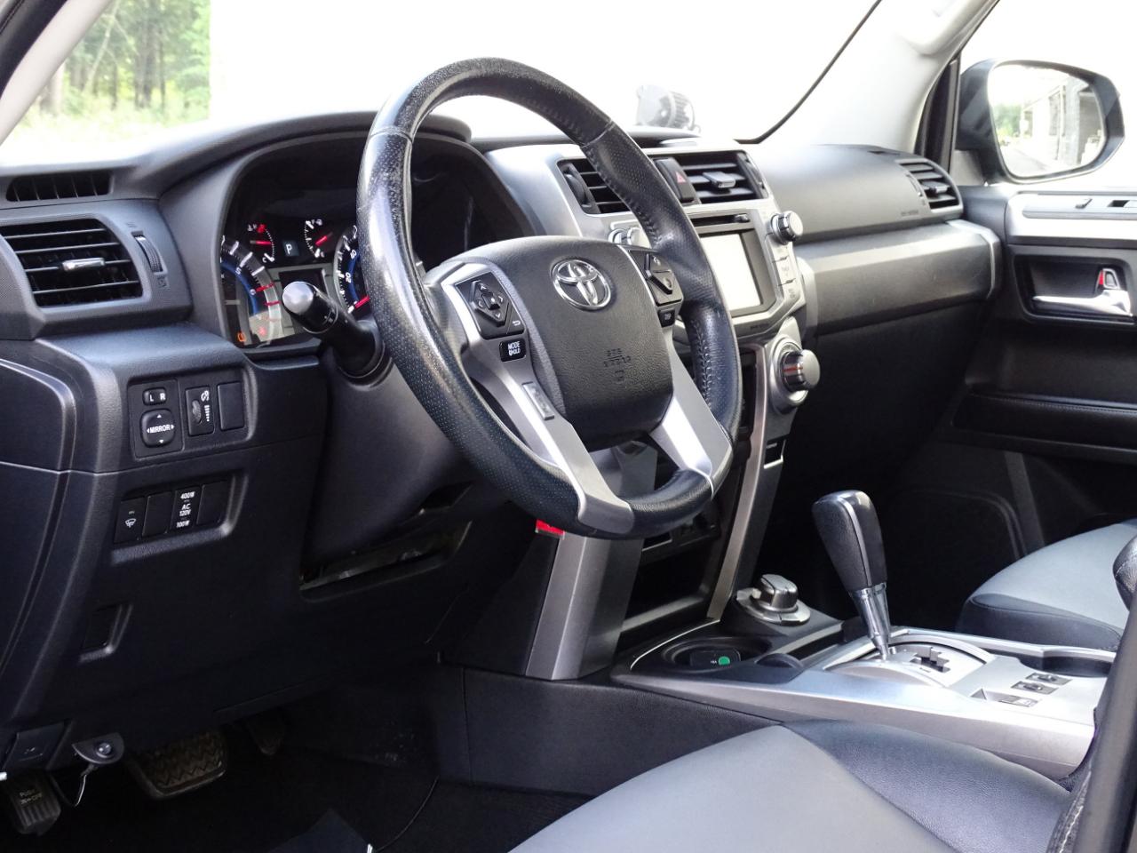 Toyota 4Runner 4WD 4dr V6 Trail Premium (Natl) 2016