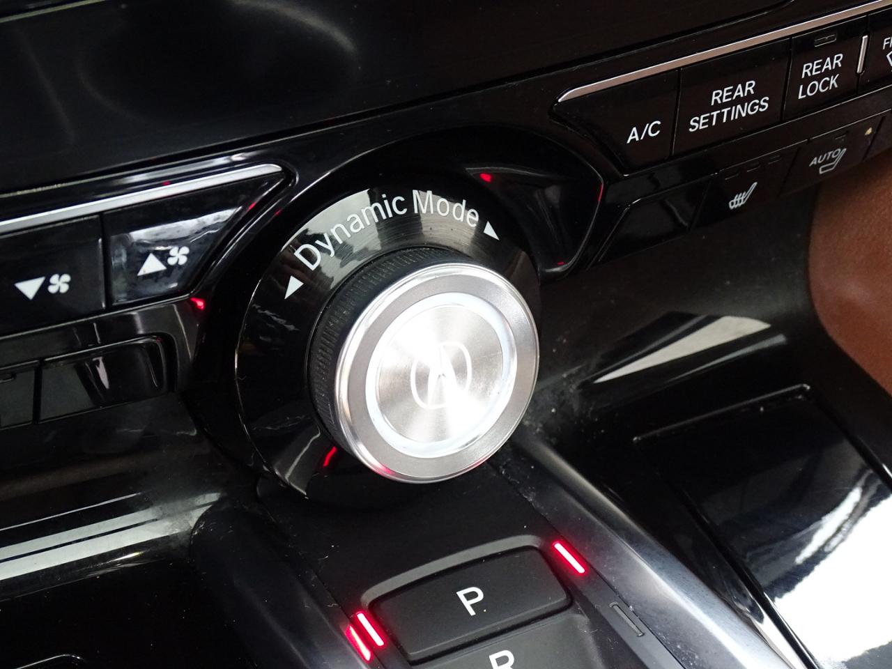 Acura MDX SH-AWD w/Technology Package 2025