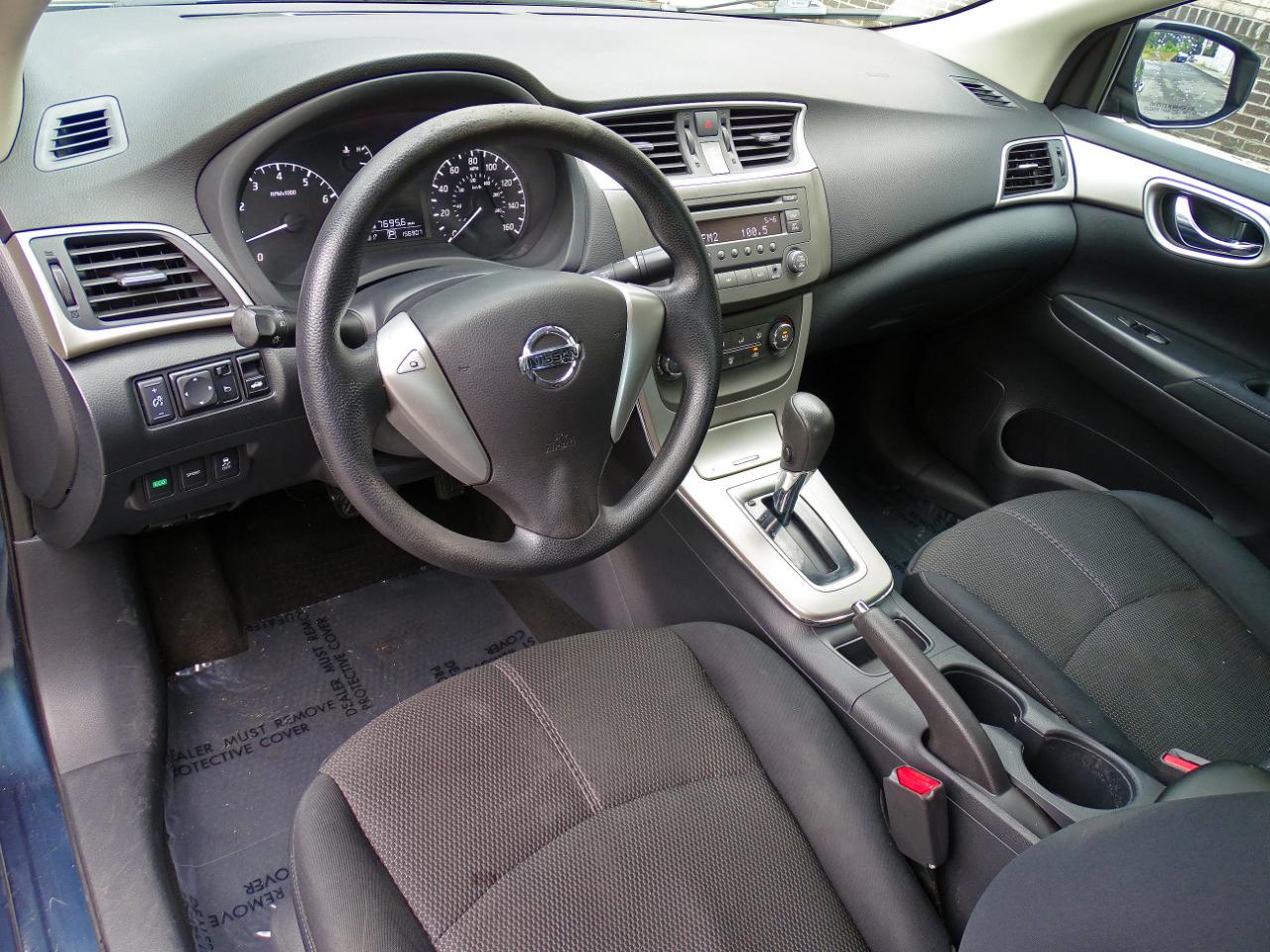 Nissan Sentra 4dr Sdn I4 CVT S 2014