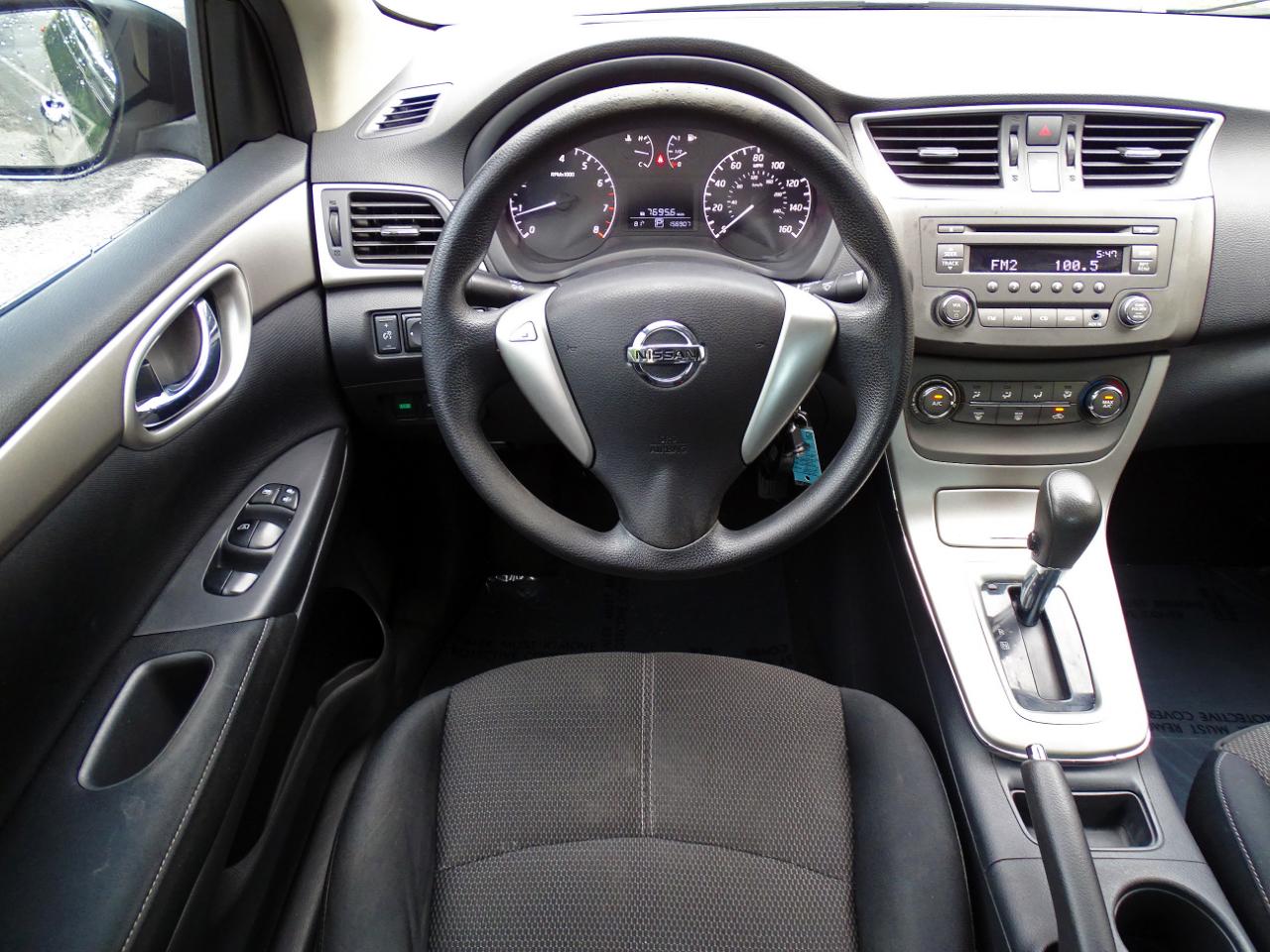 Nissan Sentra 4dr Sdn I4 CVT S 2014