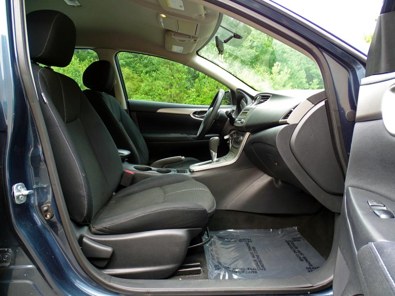 Nissan Sentra 4dr Sdn I4 CVT S 2014