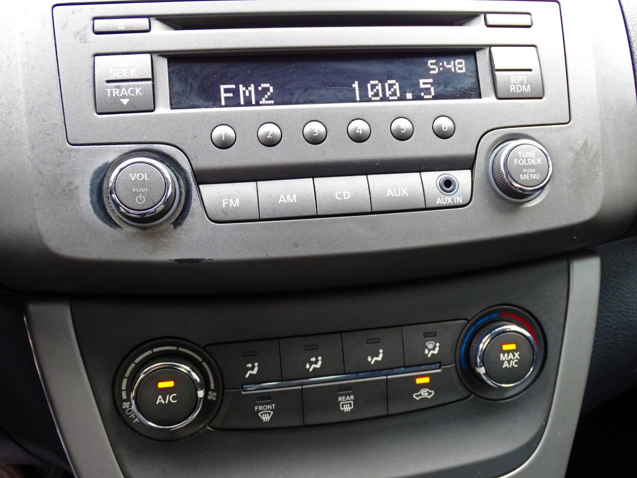 Nissan Sentra 4dr Sdn I4 CVT S 2014