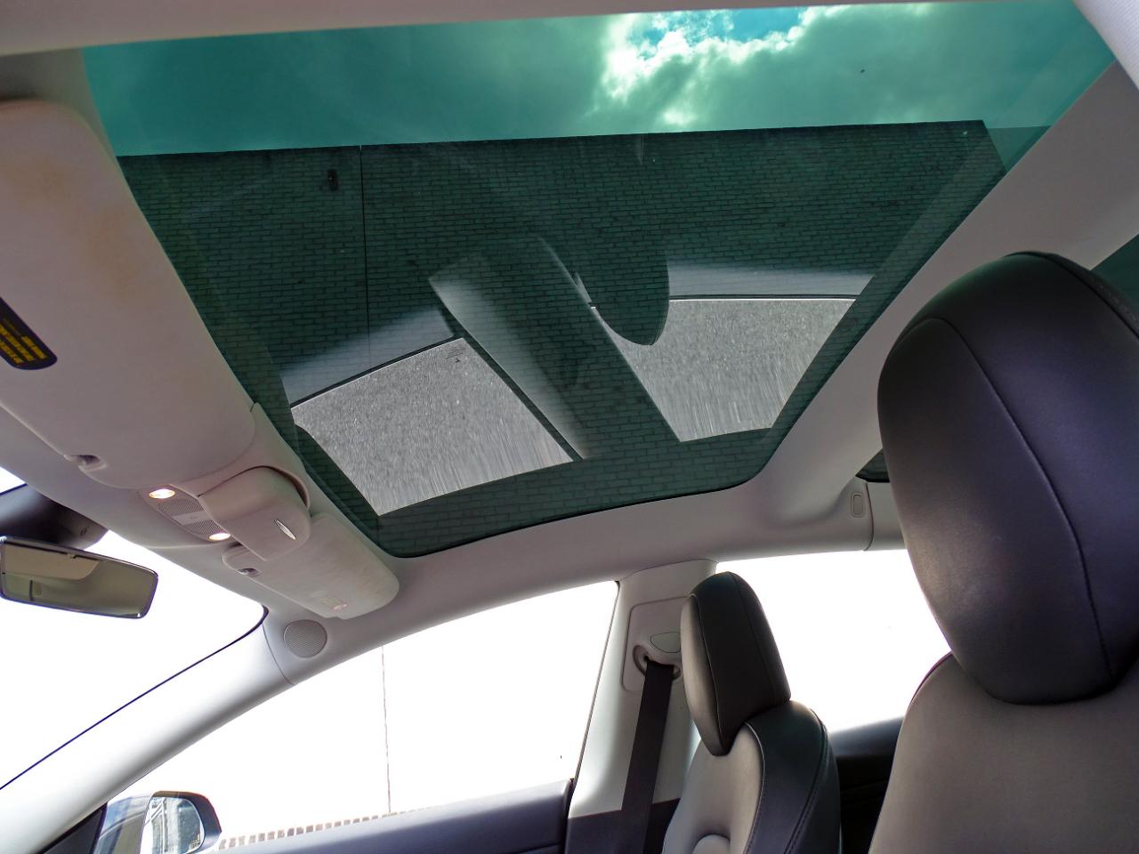 Tesla Model 3 Standard Range Plus 2019
