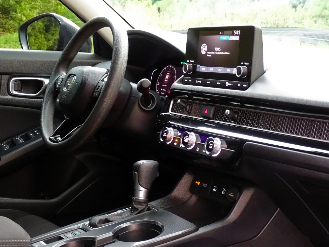 Honda Civic Sedan LX CVT 2025