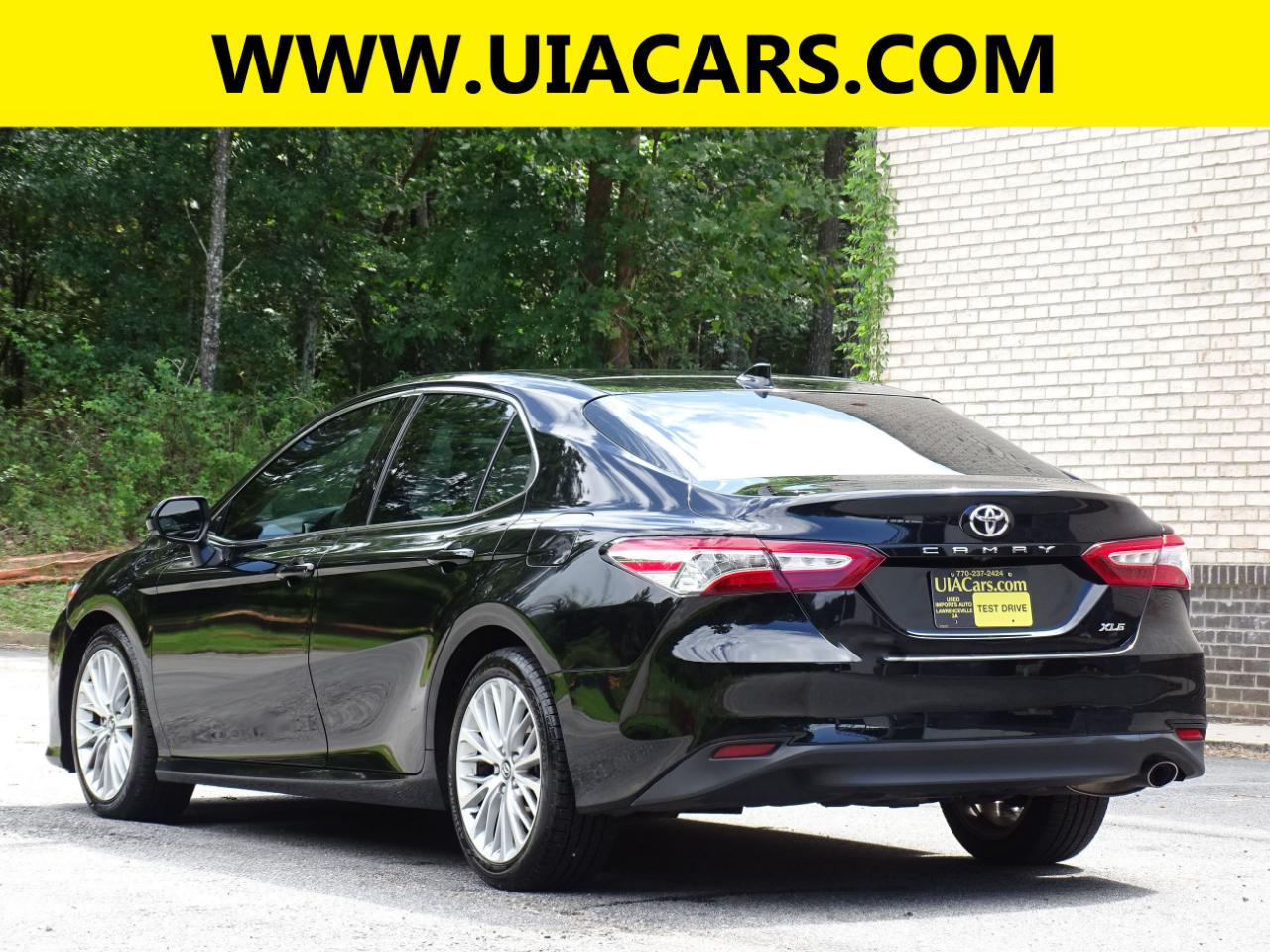 Toyota Camry XLE Auto (Natl) 2019
