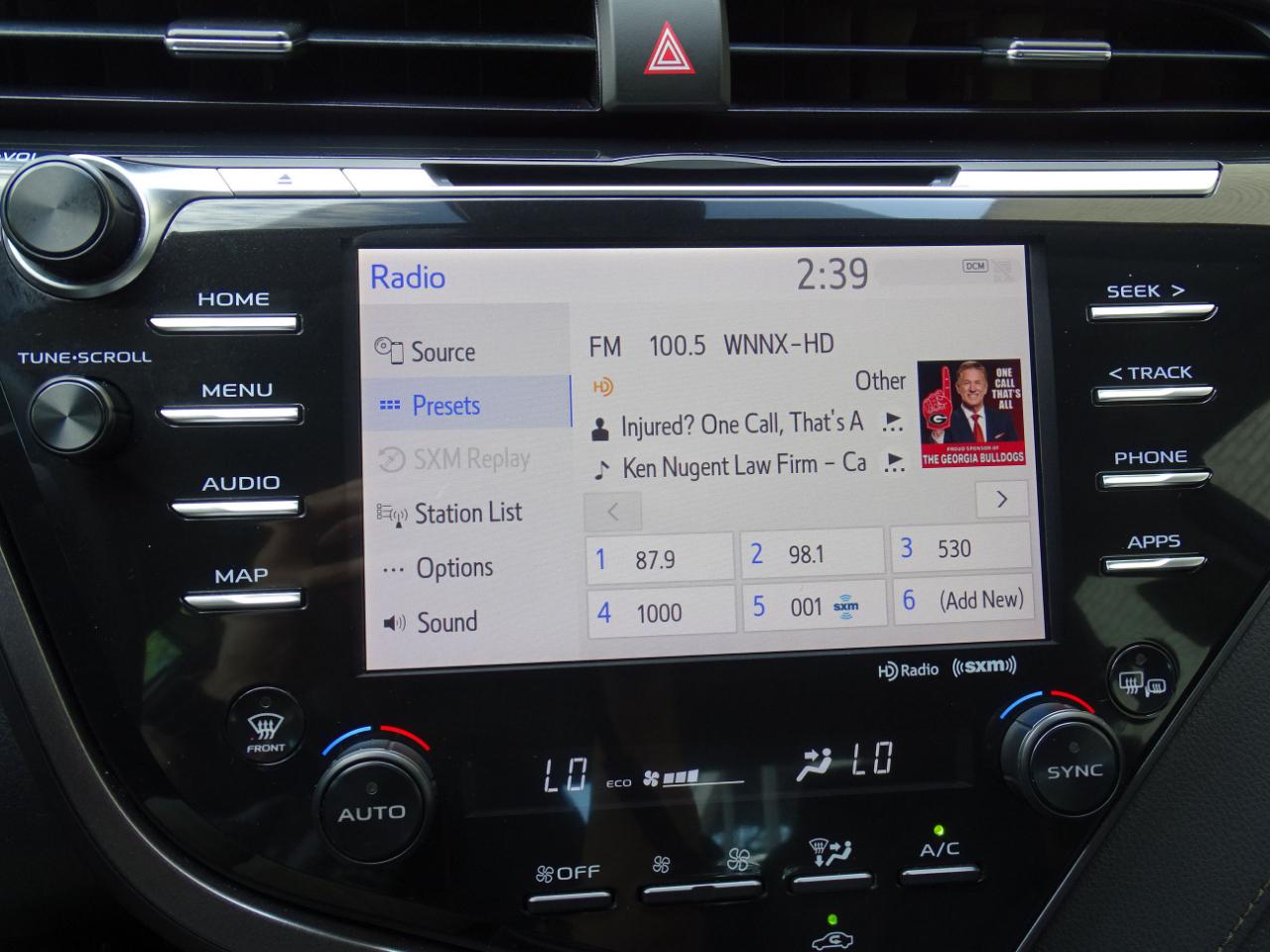 Toyota Camry XLE Auto (Natl) 2019