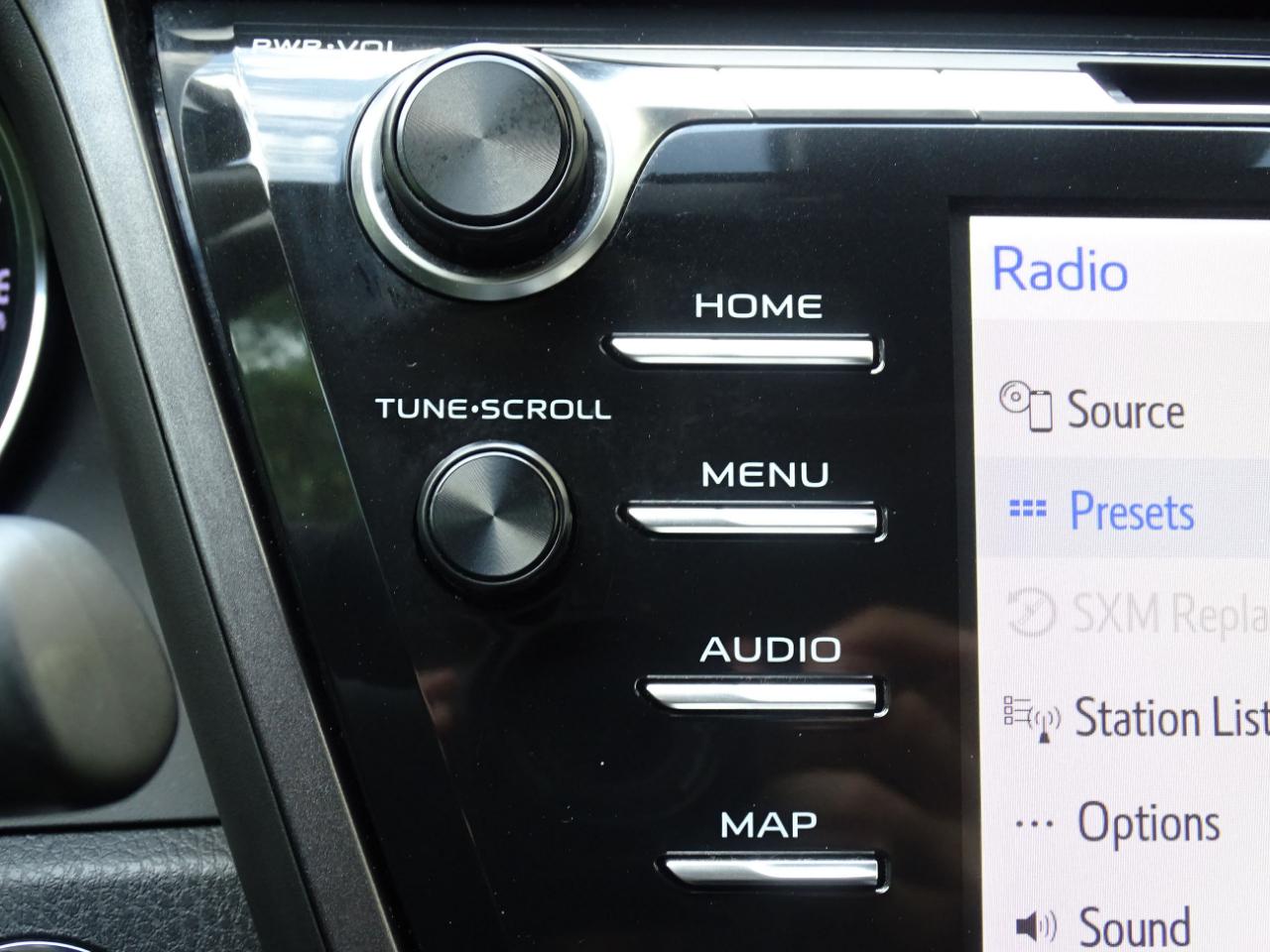 Toyota Camry XLE Auto (Natl) 2019