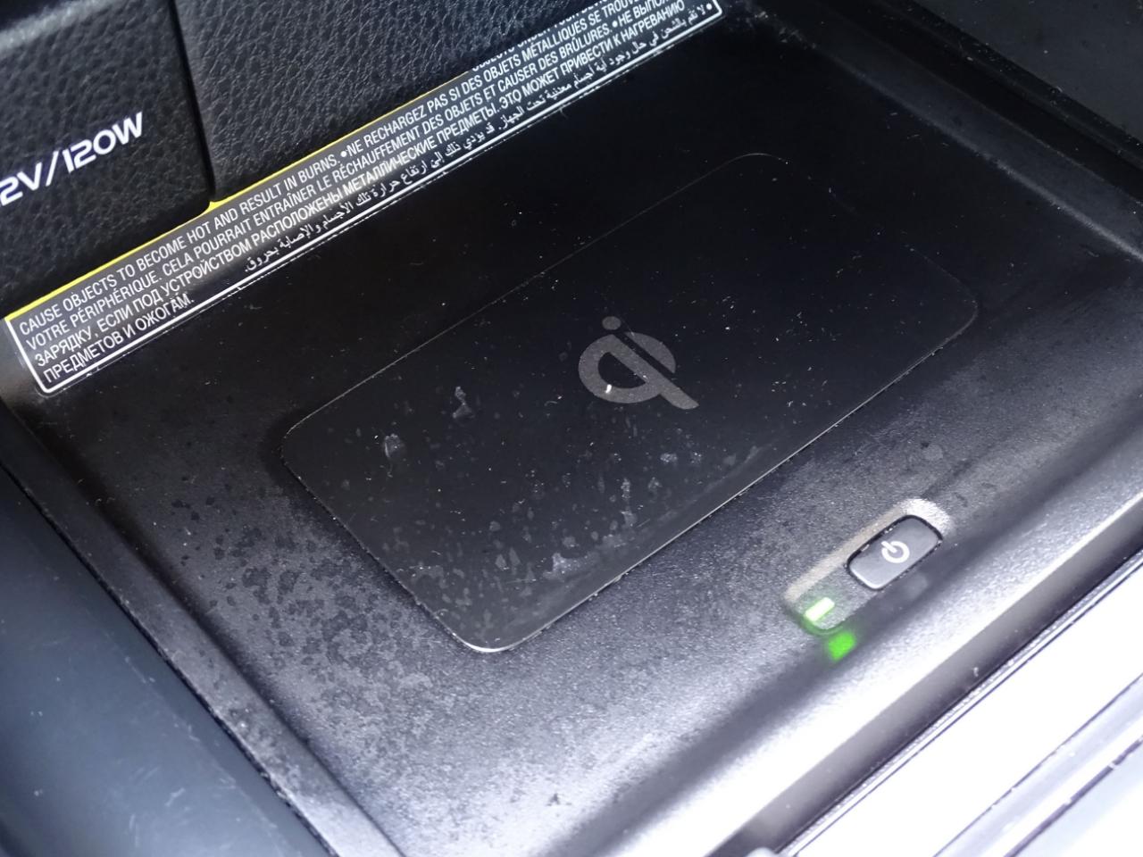 Toyota Camry XLE Auto (Natl) 2019