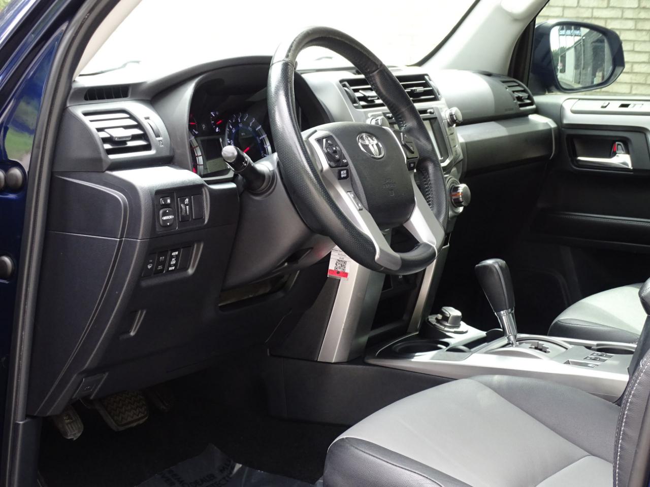 Toyota 4Runner 4WD 4dr V6 Trail Premium (Natl) 2016