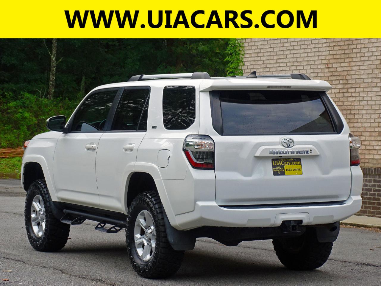 Toyota 4Runner SR5 2WD (Natl) 2022