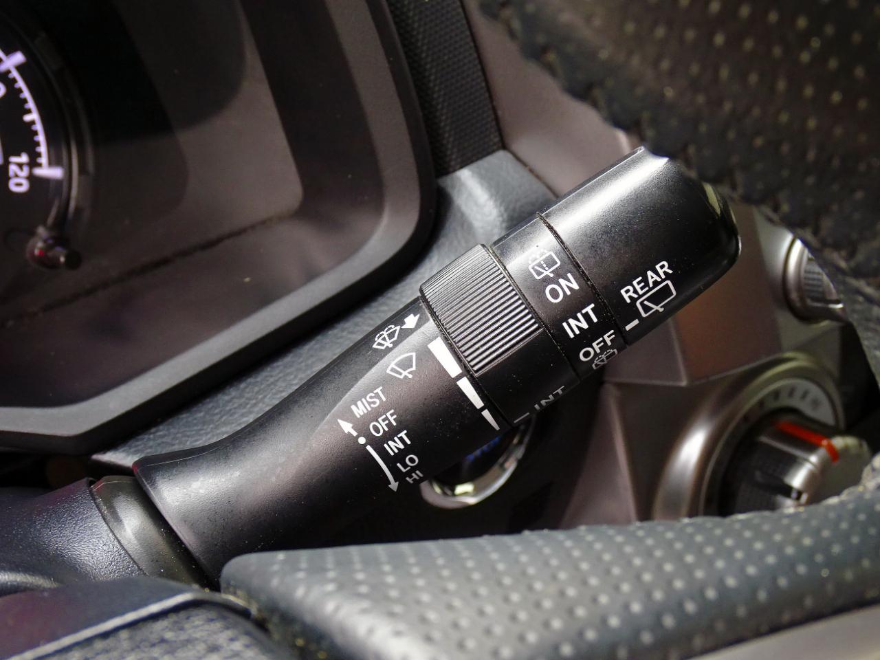 Toyota 4Runner SR5 2WD (Natl) 2022