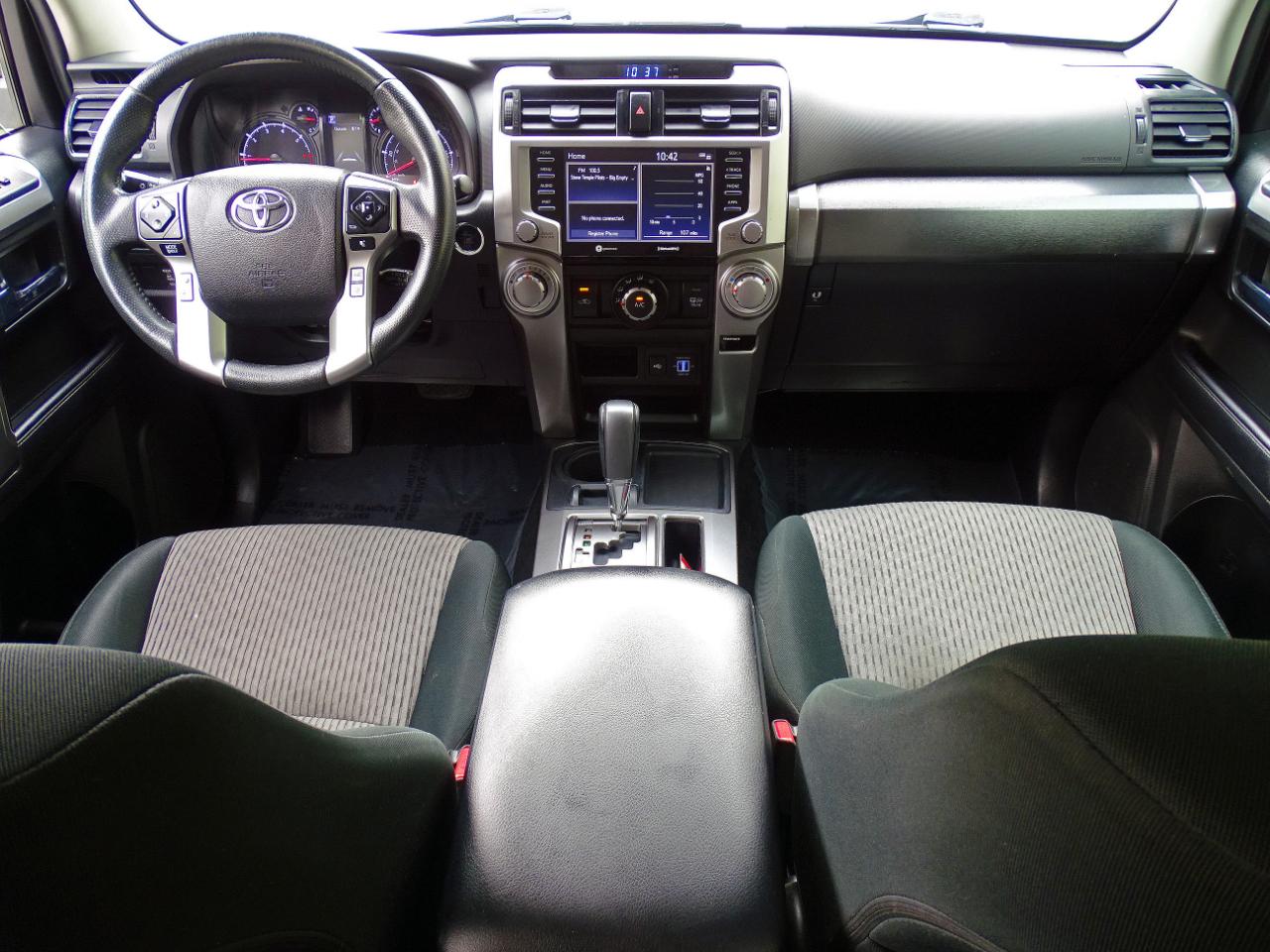 Toyota 4Runner SR5 2WD (Natl) 2022