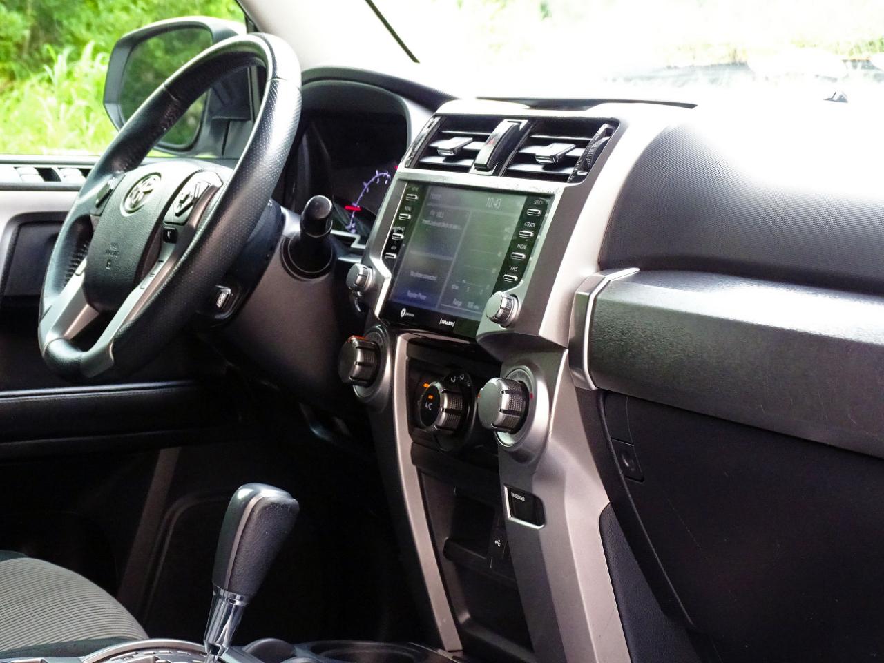 Toyota 4Runner SR5 2WD (Natl) 2022