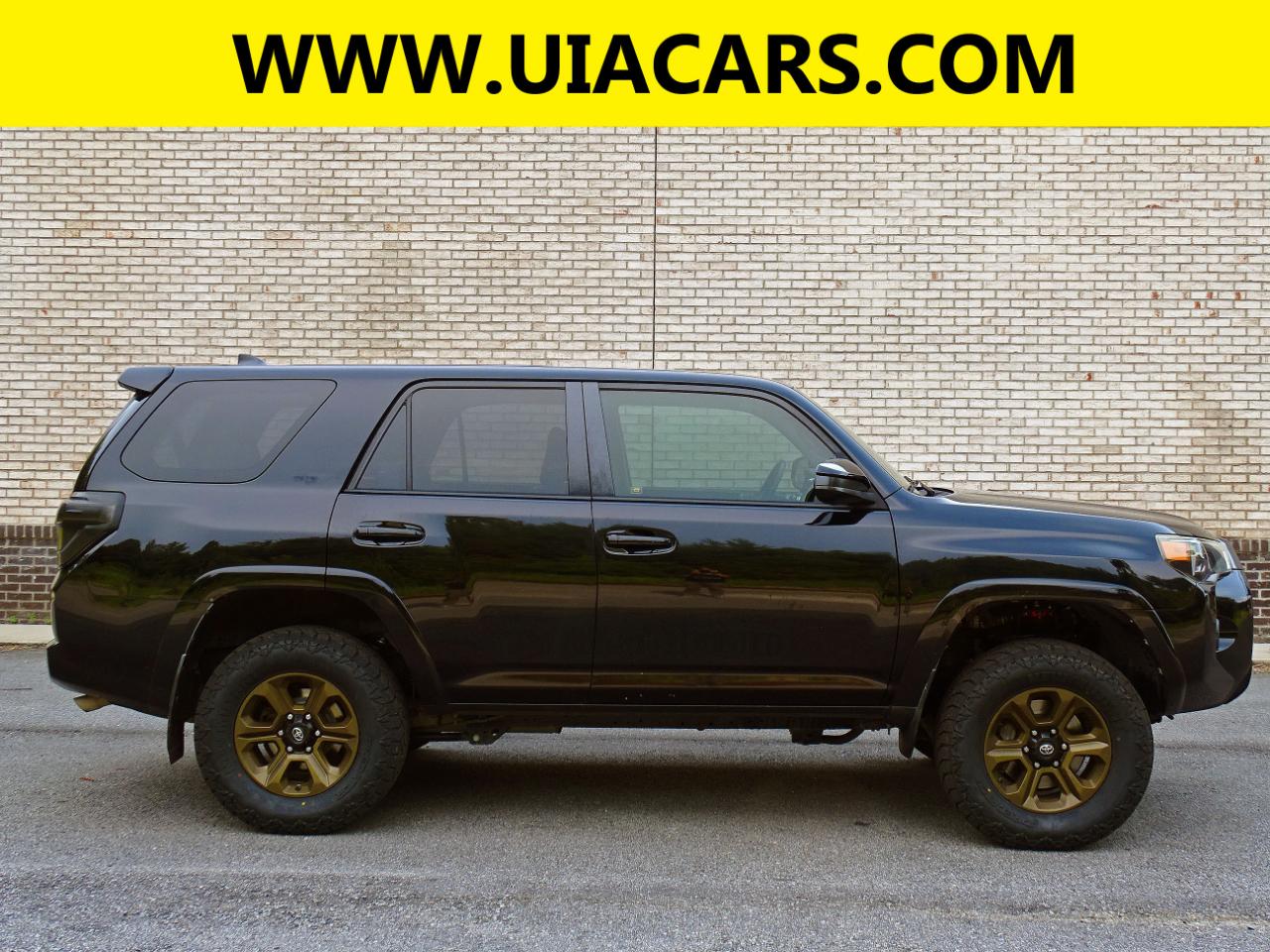 Toyota 4Runner TRD Off Road Premium 4WD (Natl) 2017