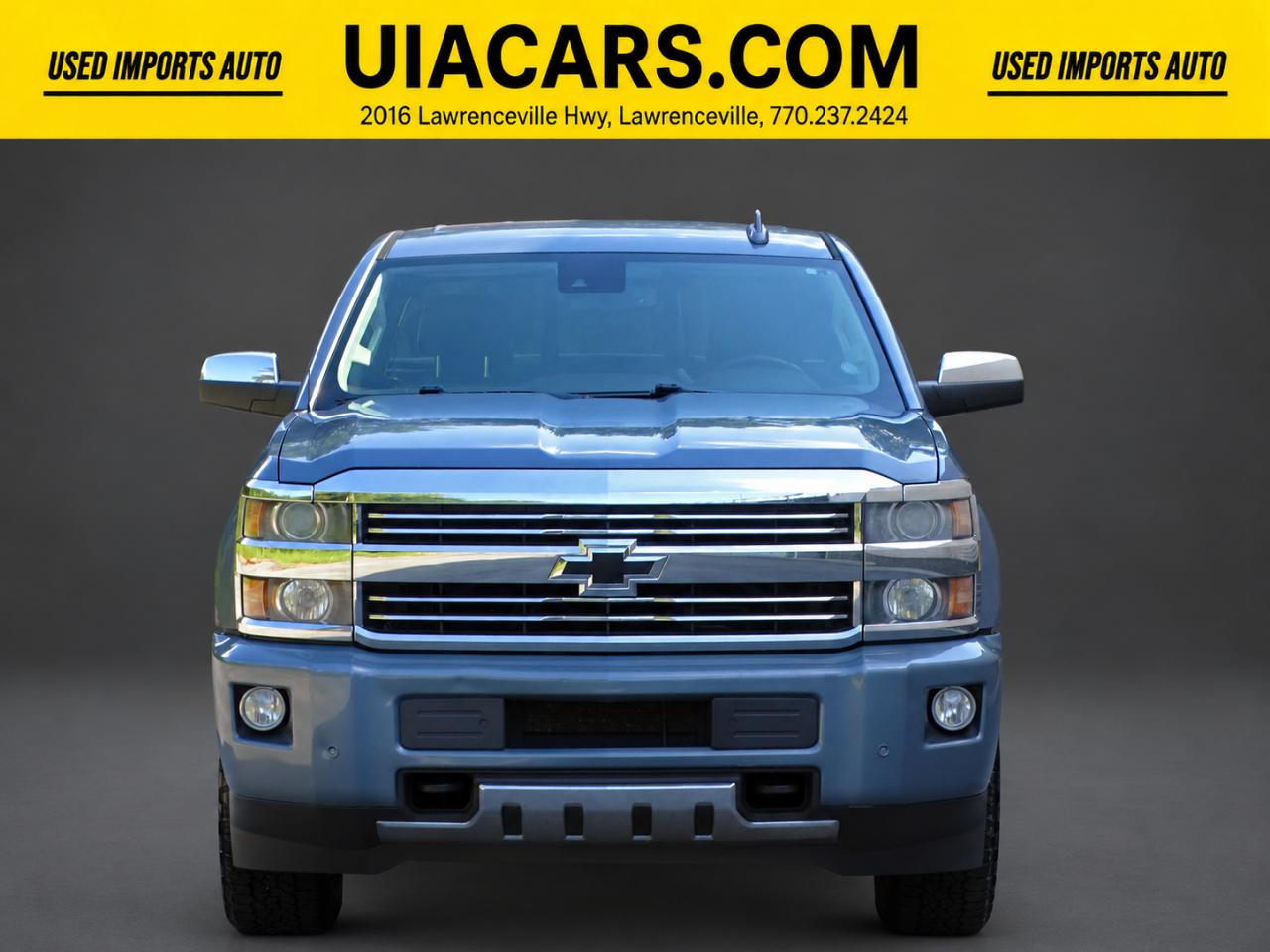 Chevrolet Silverado photo 3