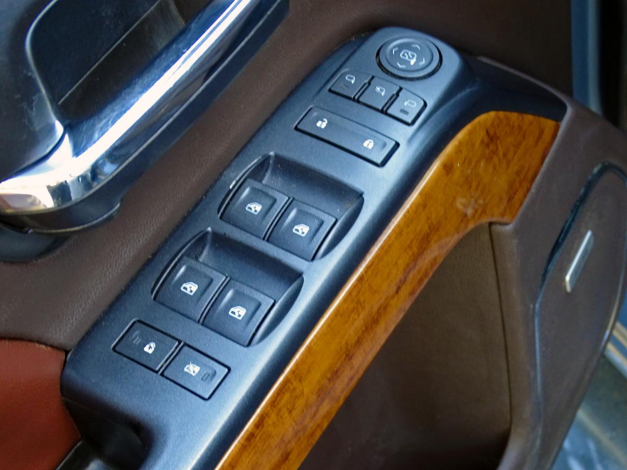Chevrolet Silverado photo 12