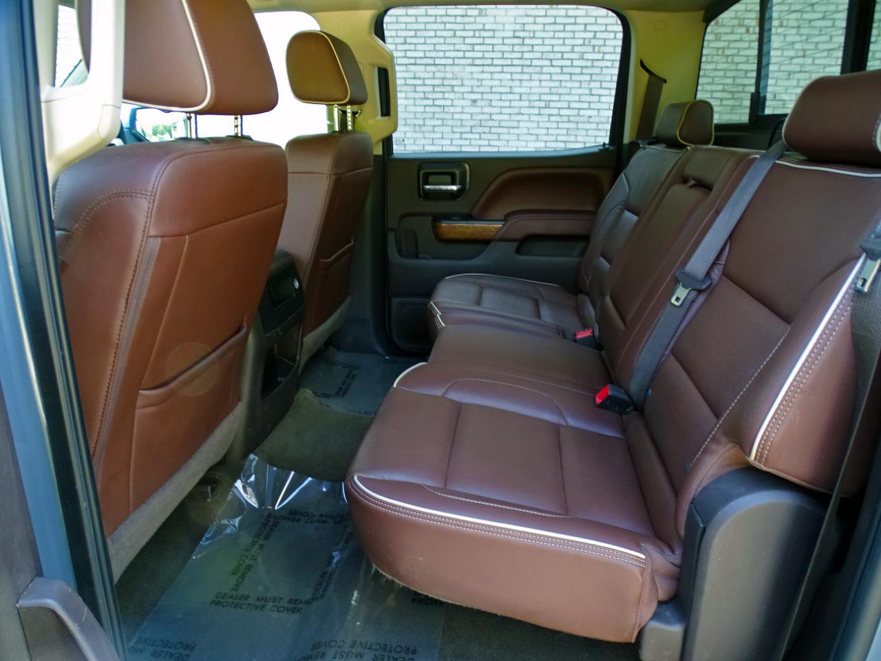 Chevrolet Silverado photo 15