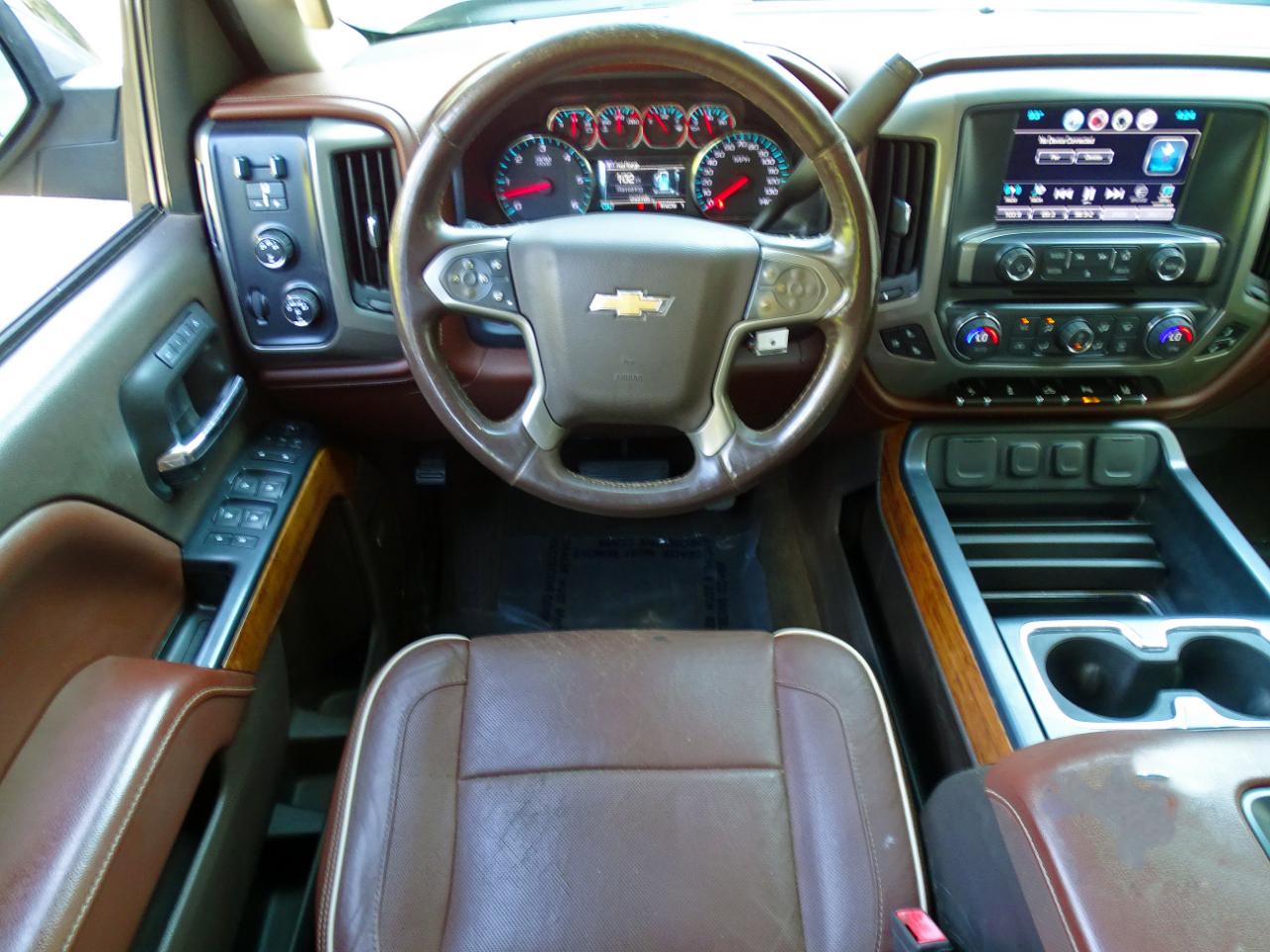 Chevrolet Silverado photo 16