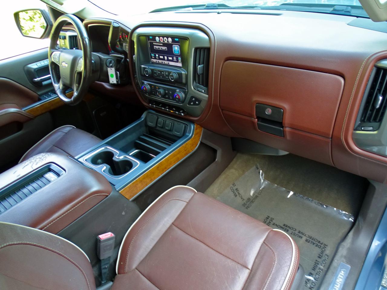 Chevrolet Silverado photo 22