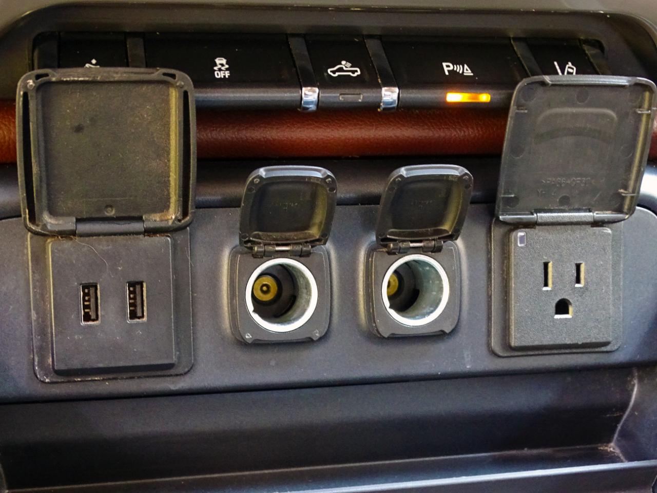 Chevrolet Silverado photo 28