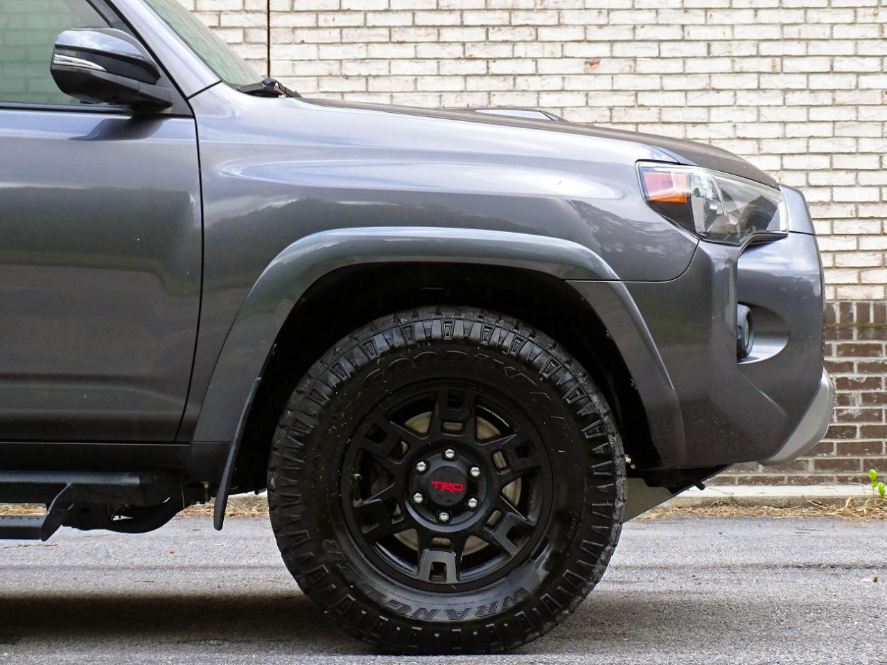 Toyota 4Runner TRD Off Road Premium 4WD (Natl) 2019